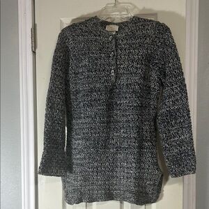 🎻$10 Sale Sydney Gould back white knit sweater vintage